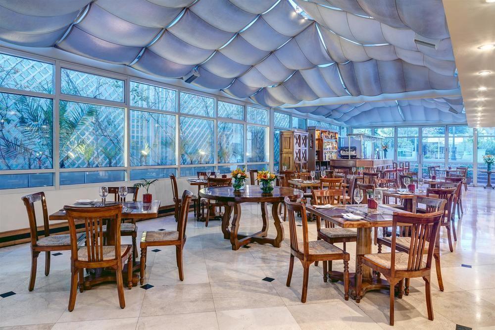 Four Points By Sheraton Santiago del Cile Esterno foto