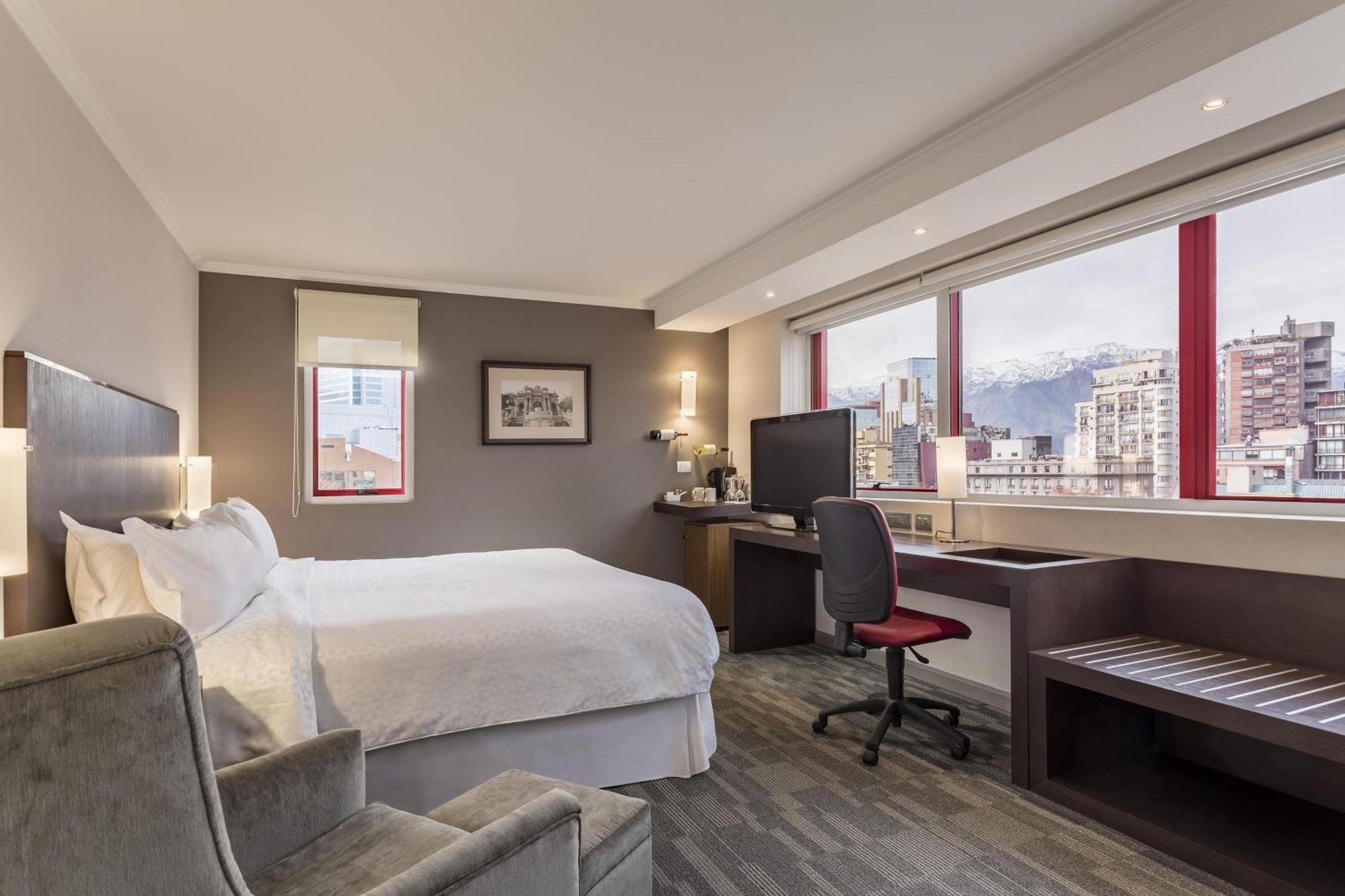 Four Points By Sheraton Santiago del Cile Esterno foto