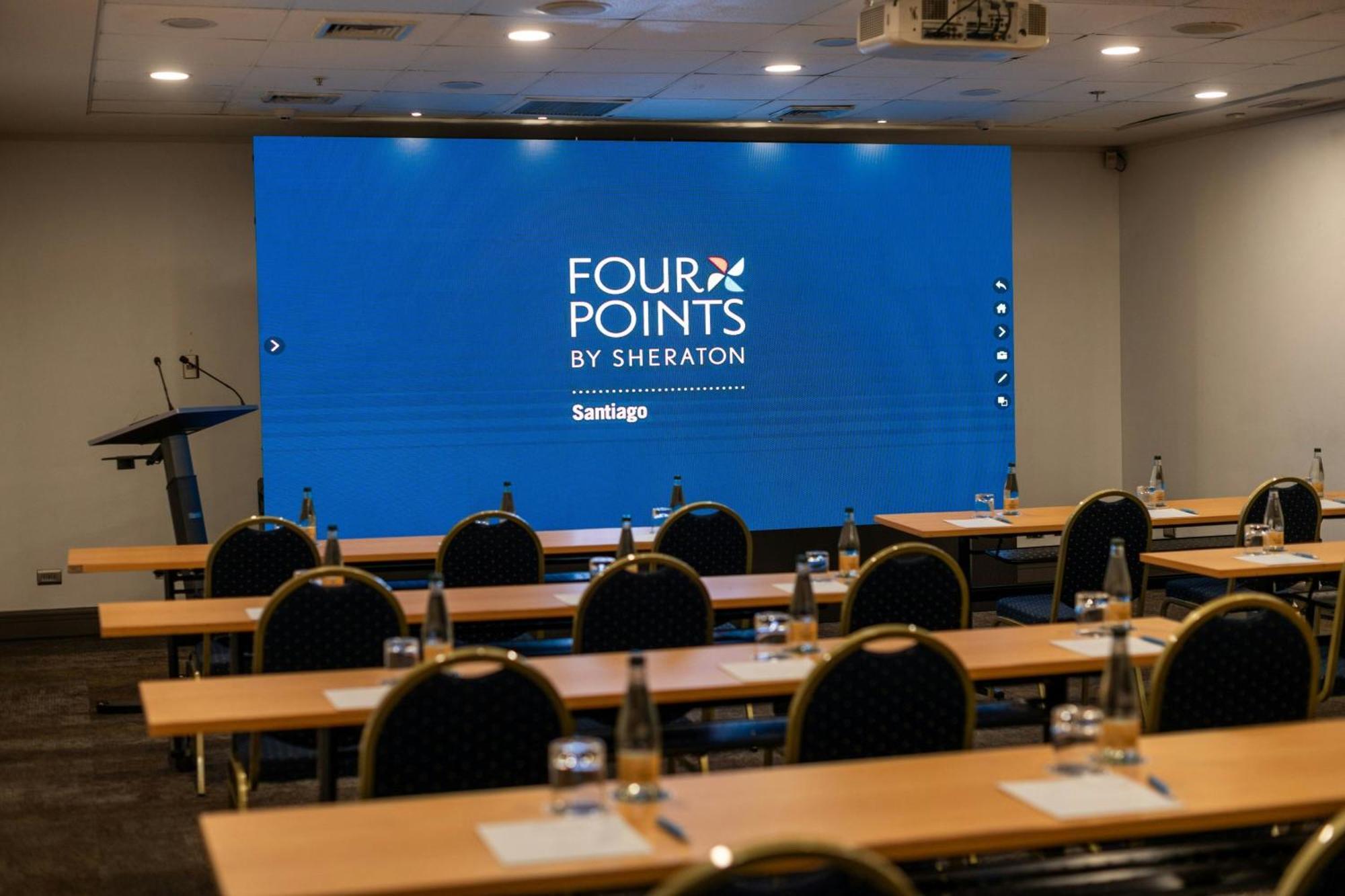 Four Points By Sheraton Santiago del Cile Esterno foto