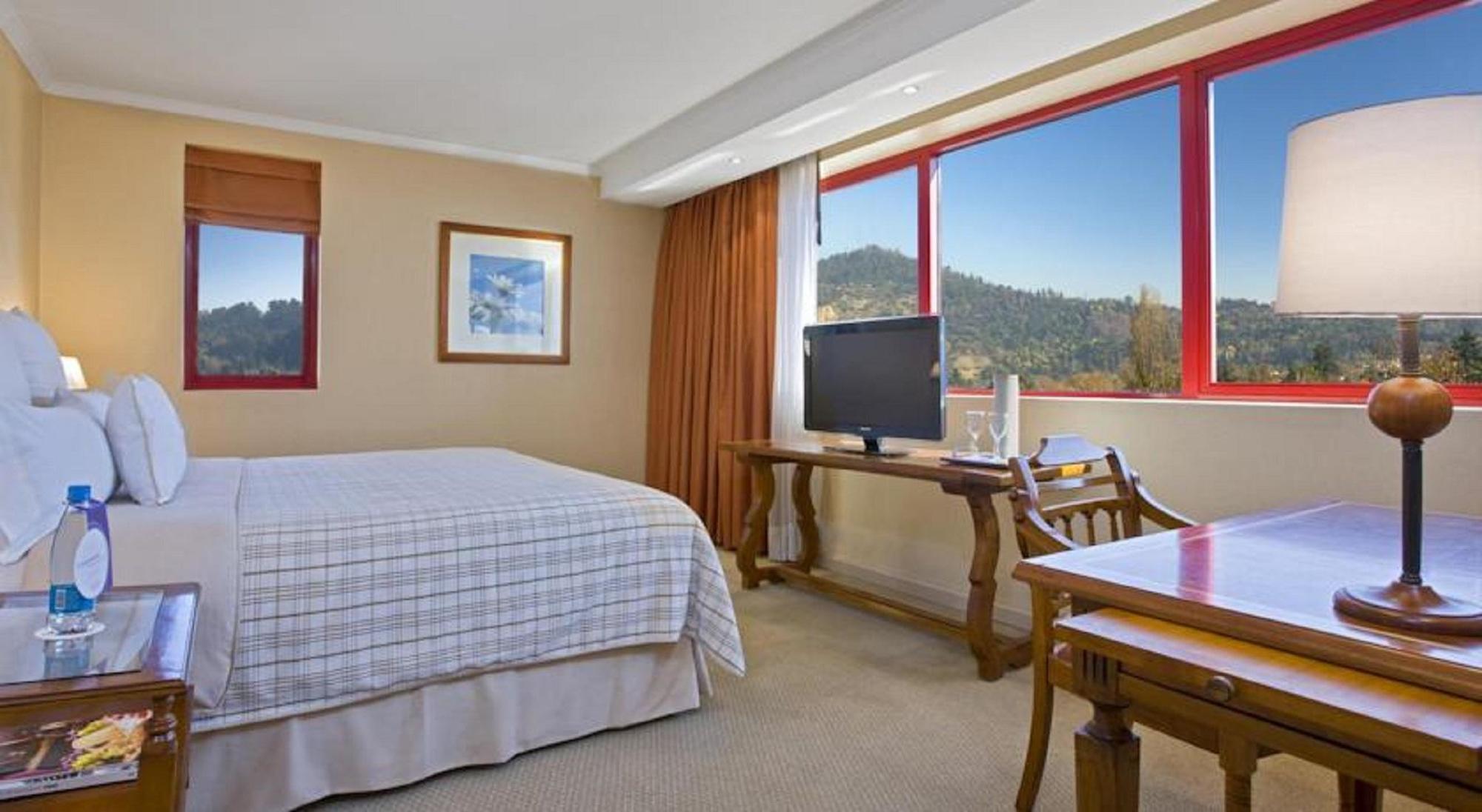 Four Points By Sheraton Santiago del Cile Esterno foto